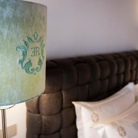 Elegance Room - Aparta & Suite - Automatized Apartment Басано дел Грапа Екстериор снимка